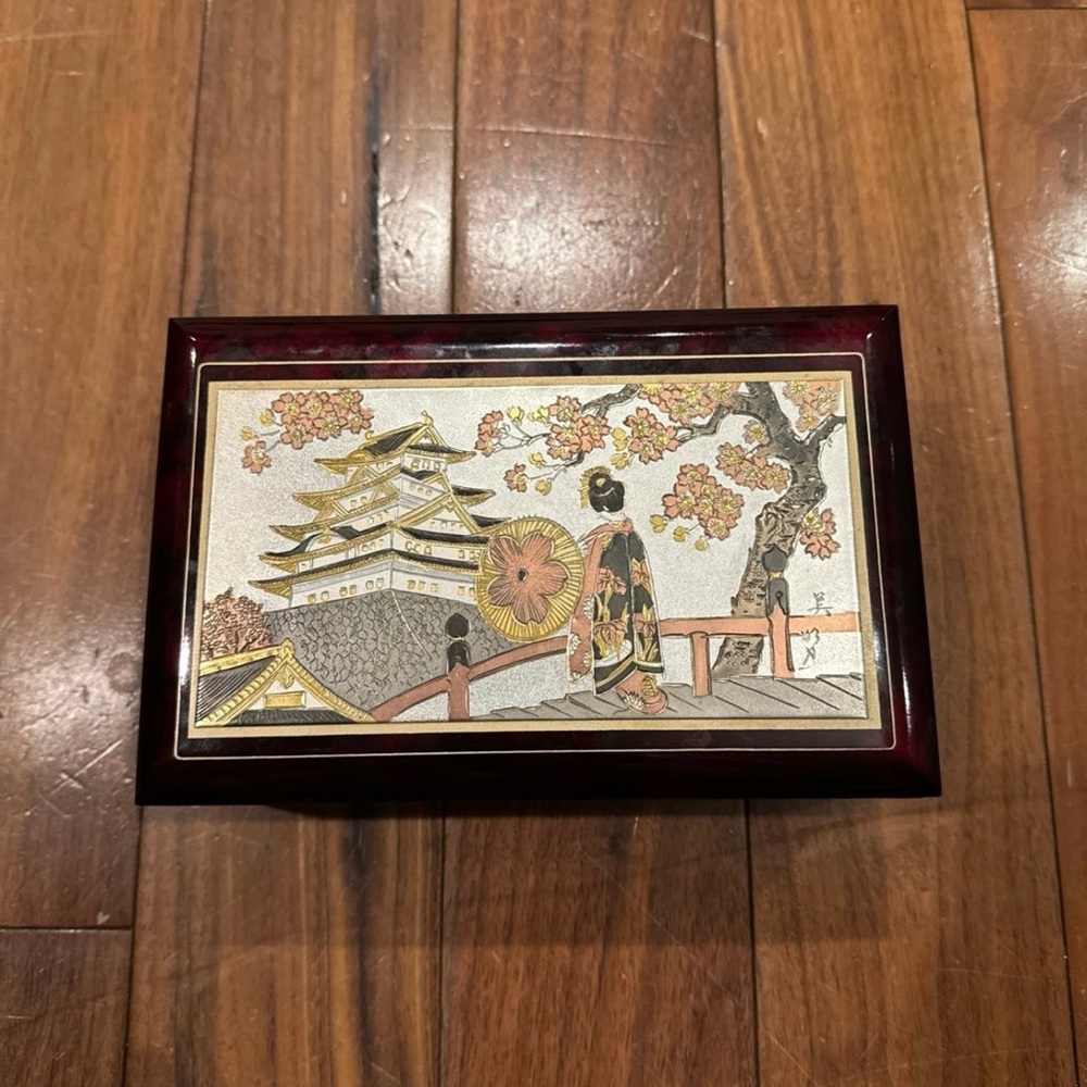 Jewelry music box